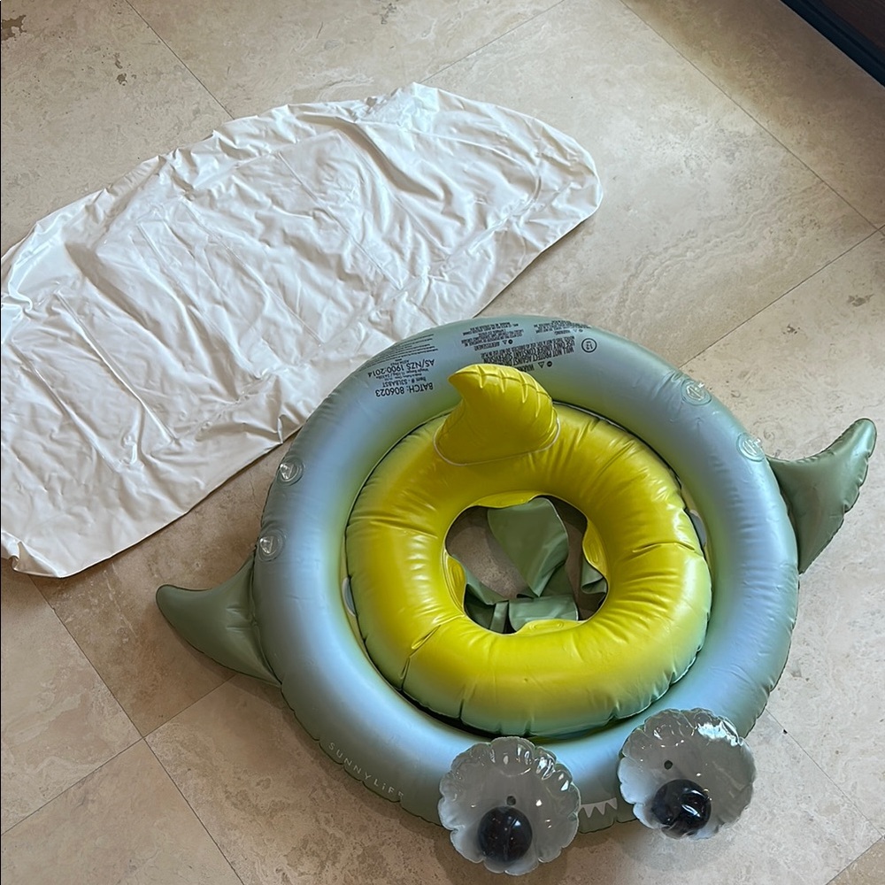 Sunnylife Blue and Yellow Inflatable Pool Ring “Salty the Shark”